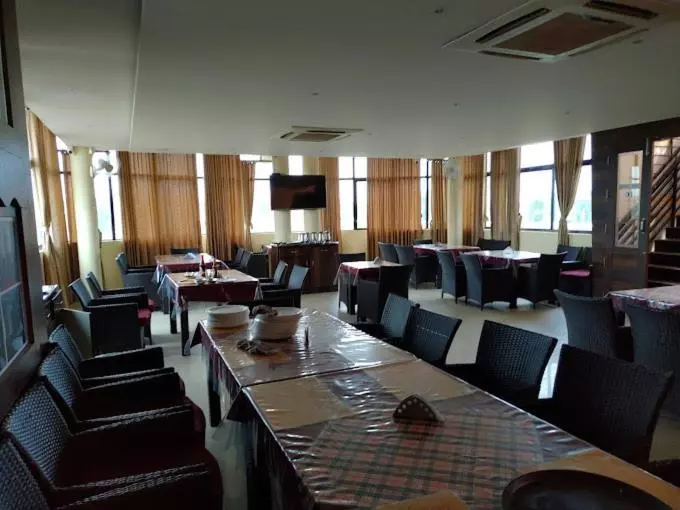 Hotelli Samanvi International