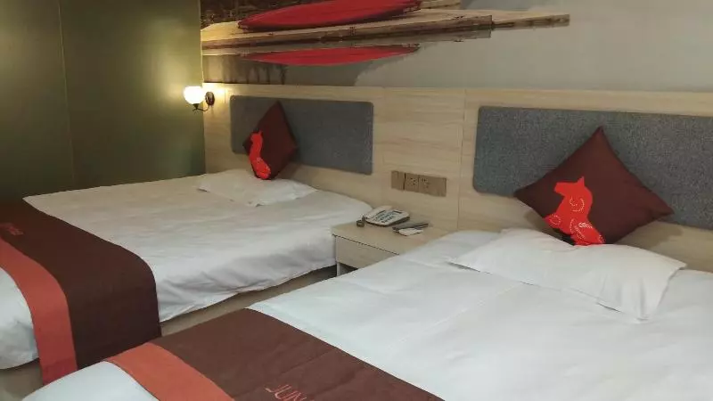 هتل Jun S Jiangxi Nanchang Qingshan Lake District Hightech Nanjing East Road Store
