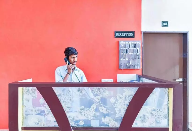 هتل Oyo 30915  Sidhi Vinayak And Restuarant