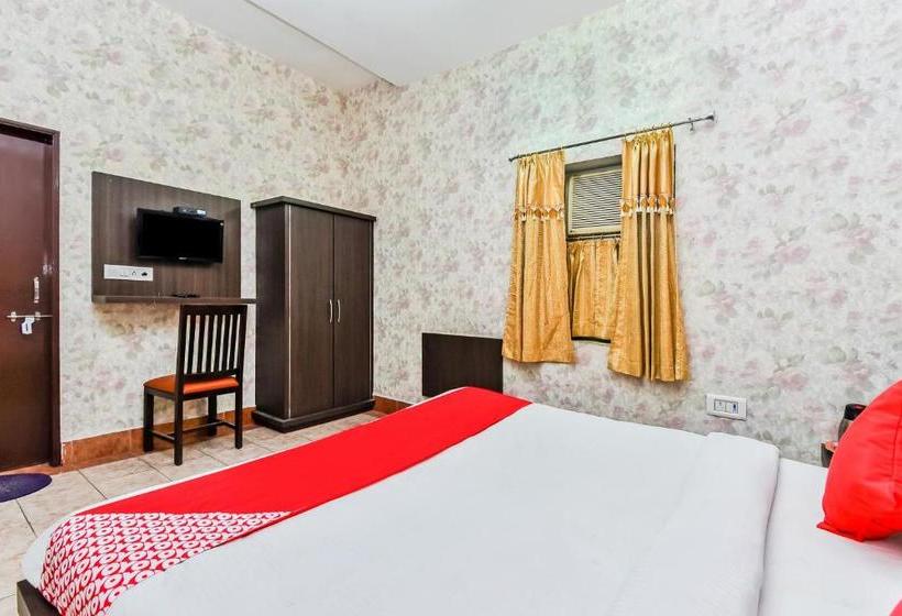 酒店 Oyo 30915 Sidhi Vinayak And Restuarant