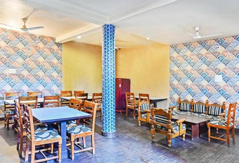 酒店 Oyo 30915 Sidhi Vinayak And Restuarant