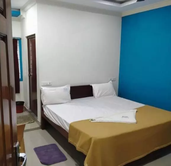 Hotelli Rr Residency