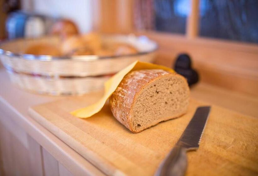 Отель Thomashof