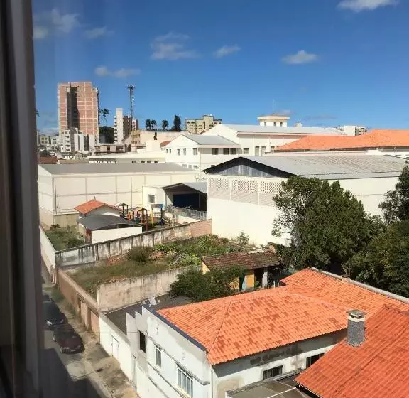 Hotelli Tropical Palace