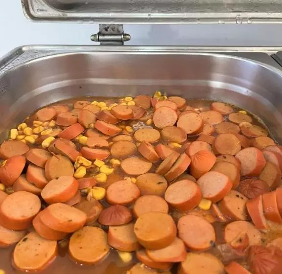 Hotelli Tropical Palace