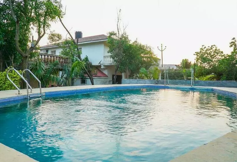 ペンション Cozy 1br Homestay In Lonavala