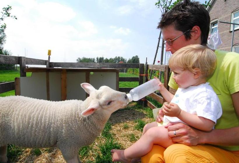 펜션 Farm Overleekerhoeve