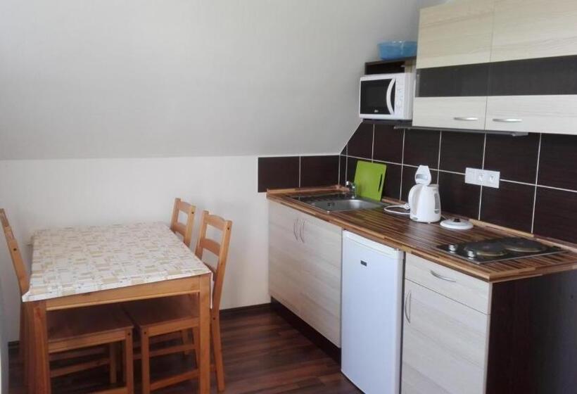 פנסיון Penzion Kabourek