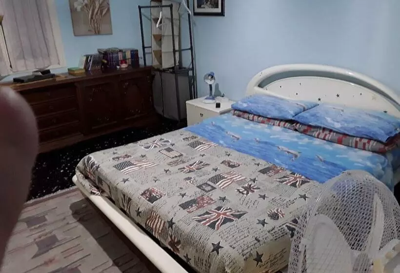 ペンション Room In Guest Room   Valle Degli Ulivi   Liguria, Italia