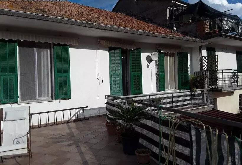 ペンション Room In Guest Room   Valle Degli Ulivi   Liguria, Italia