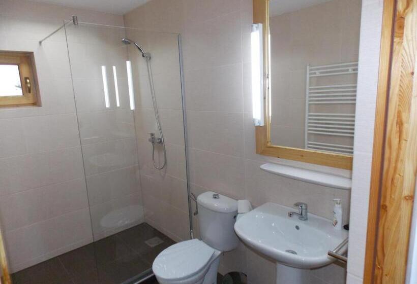 Pensiunea Izbucul Tauz