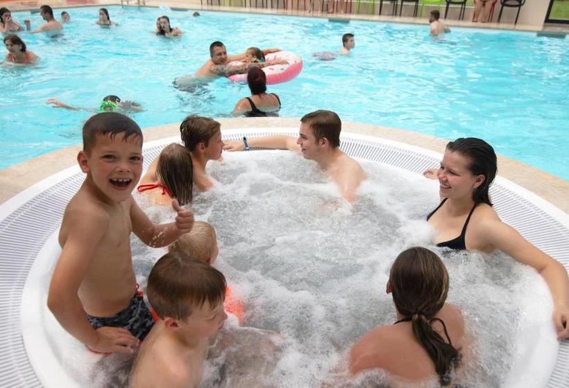 استراحتگاه Camping Blauwe Meer Nv