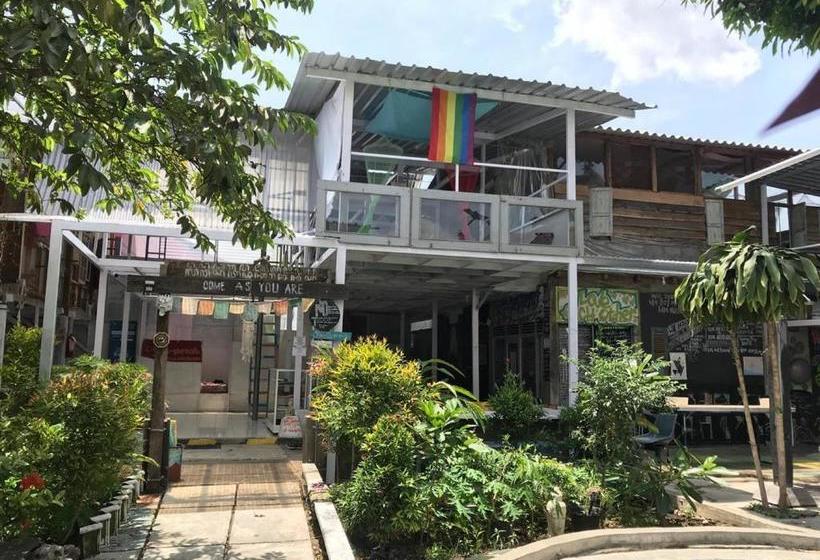 Yez Yez Yez All Good Hostel