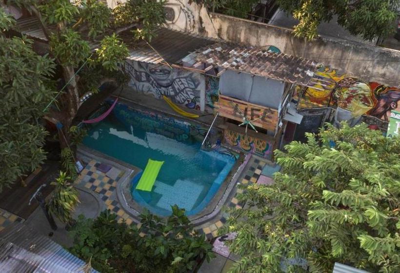 Yez Yez Yez All Good Hostel