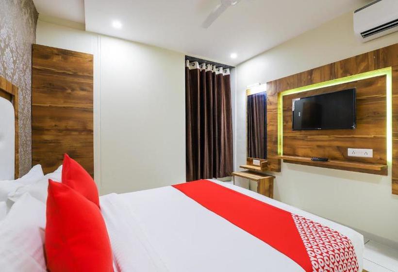 酒店 Oyo 64029 Phoenix