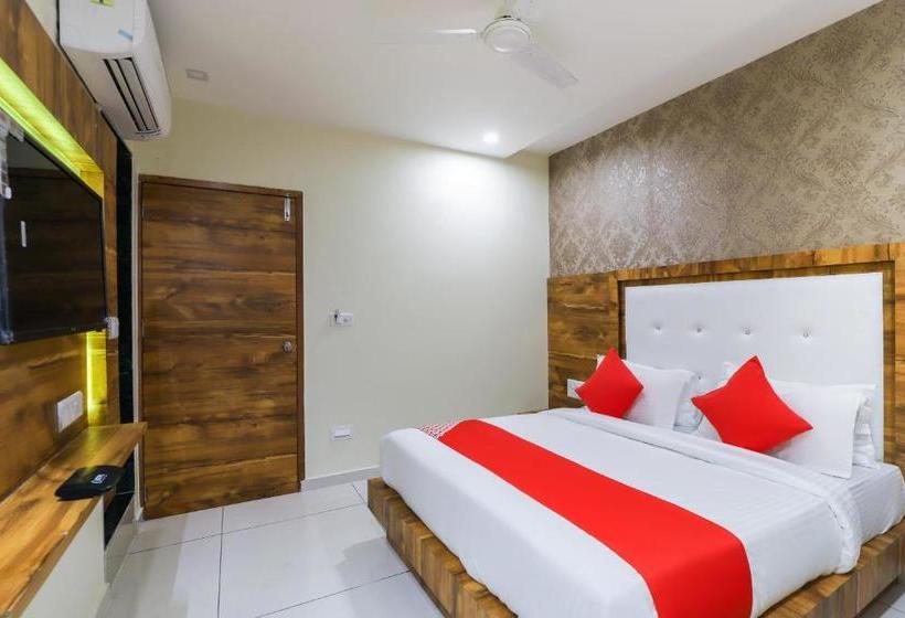 酒店 Oyo 64029 Phoenix