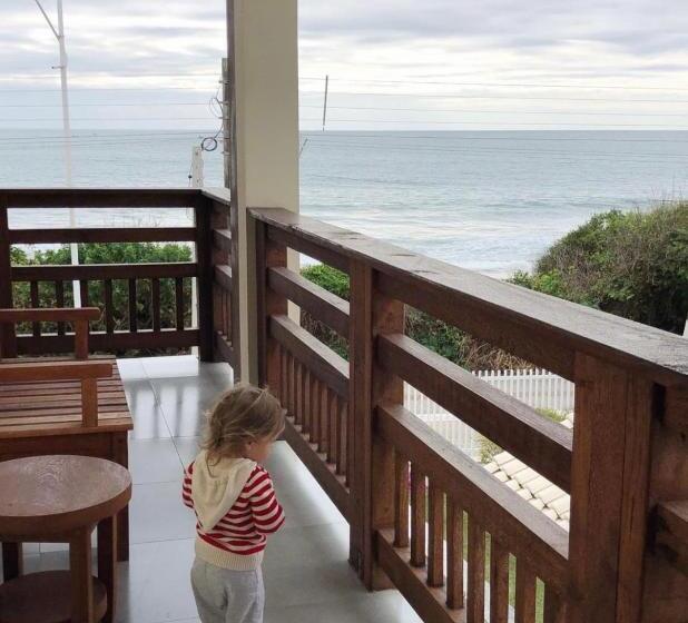 هتل Pousada Casa Albatross