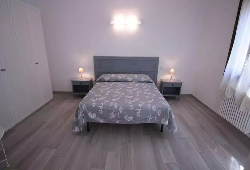 پانسیون Alloggio I Grifoni