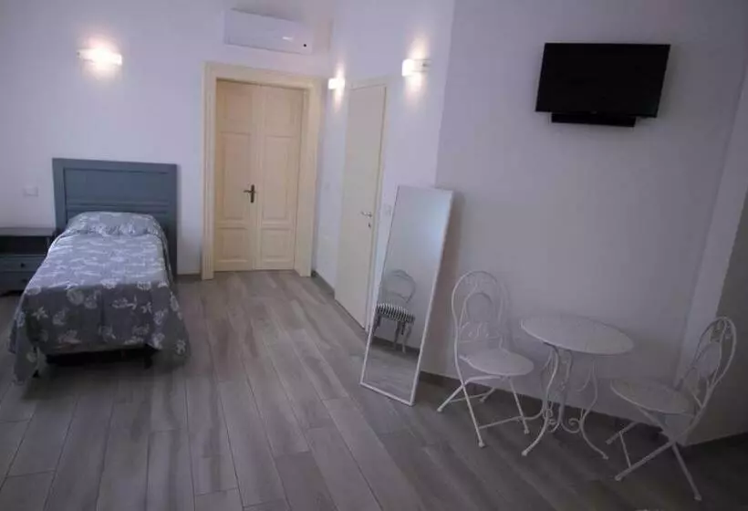 پانسیون Alloggio I Grifoni