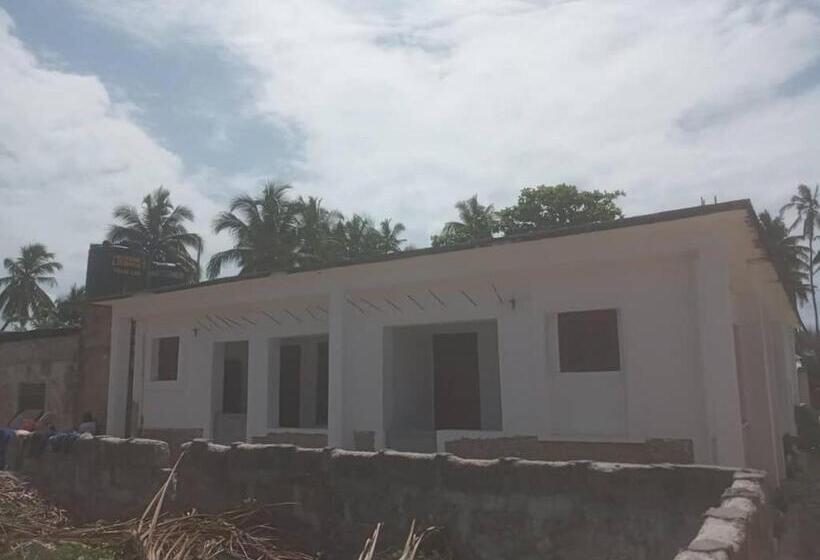 پانسیون Iddi House