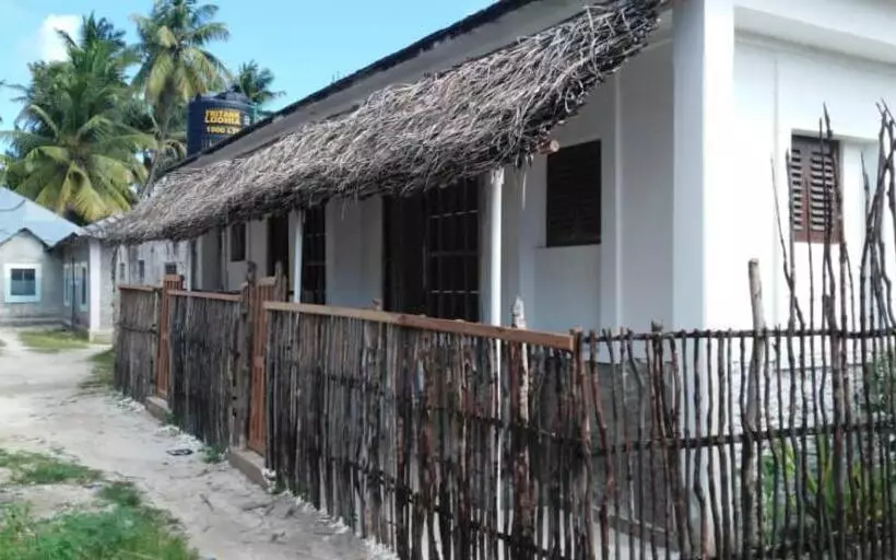 ペンション Iddi House