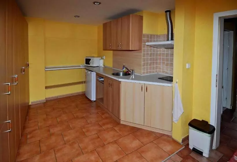 Majatalo Penzion Na Hradbách