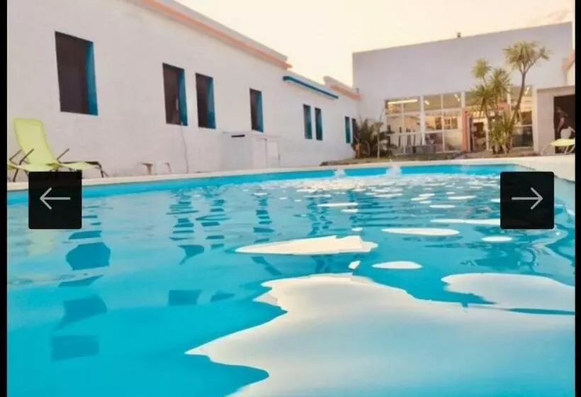 ペンション Piriápolis Hostel & Suites
