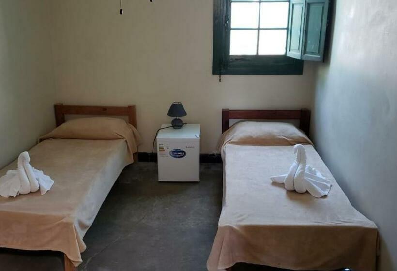 Pension Piriápolis Hostel & Suites