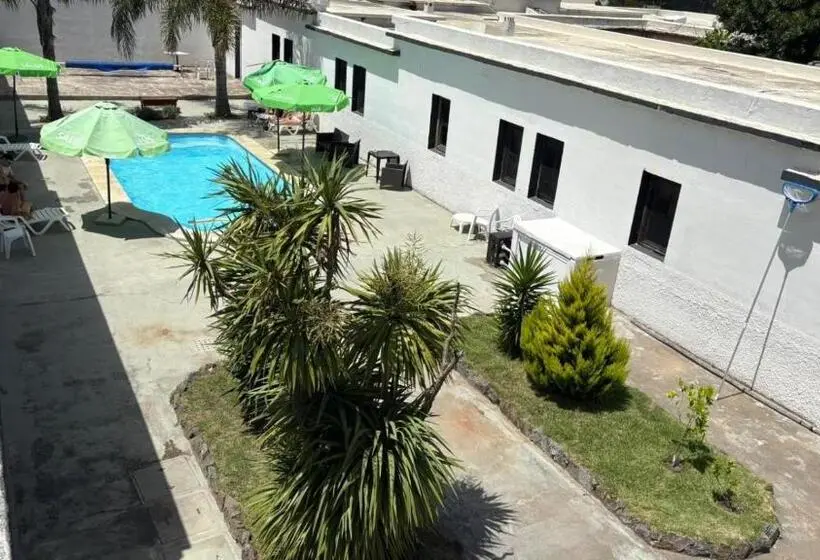 Majatalo Piriápolis Hostel & Suites