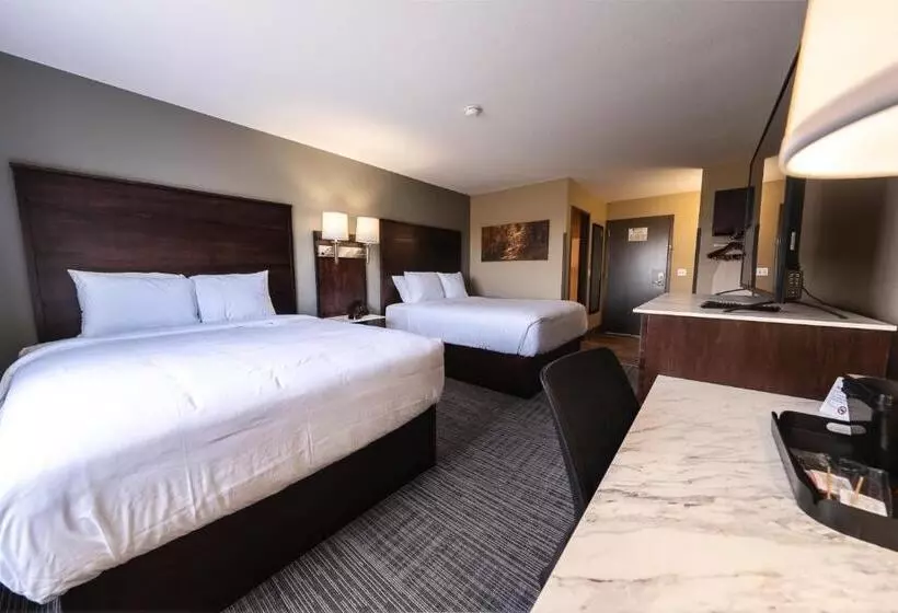 Hotelli Cobblestone Inn & Suites  Trenton