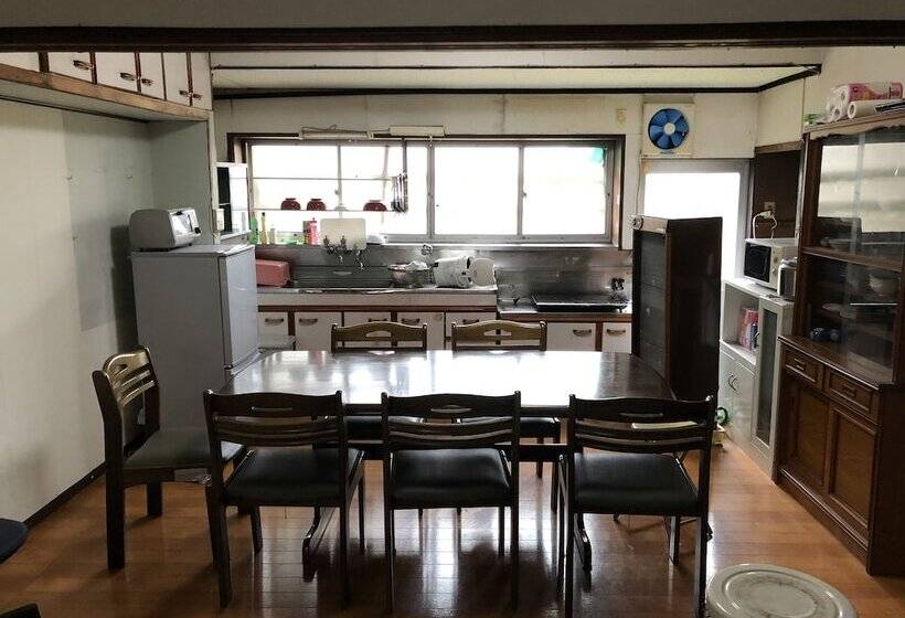 Hotel Zakuro No Yado