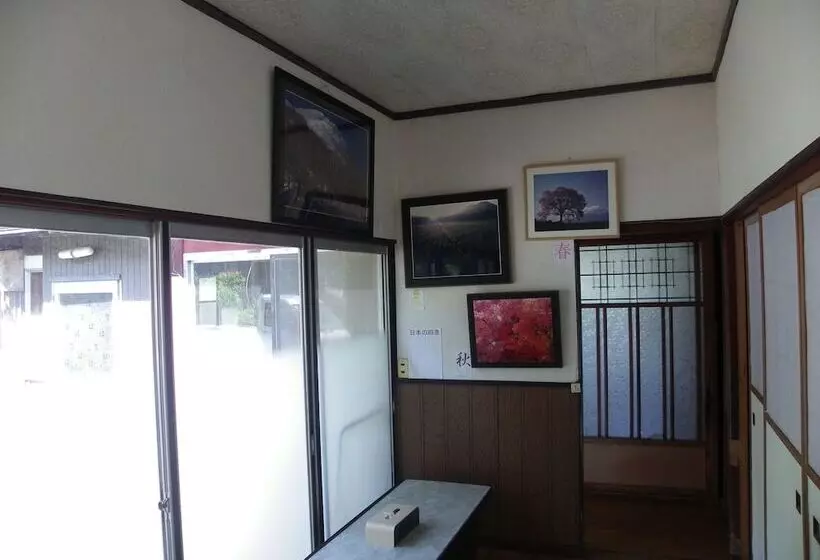 ホテル Zakuro No Yado