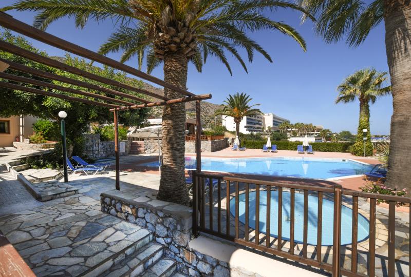 בית מלון כפרי Magia Village Resort