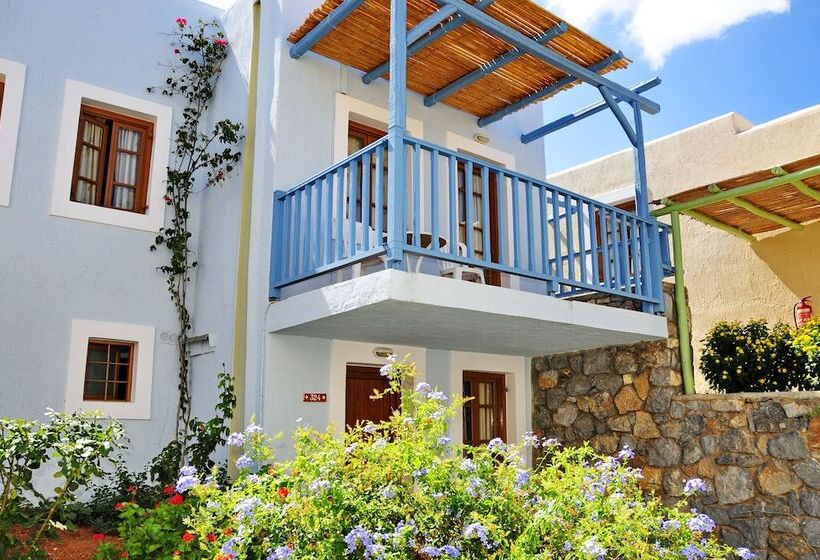 בית מלון כפרי Magia Village Resort