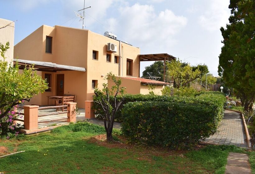 בית מלון כפרי Magia Village Resort