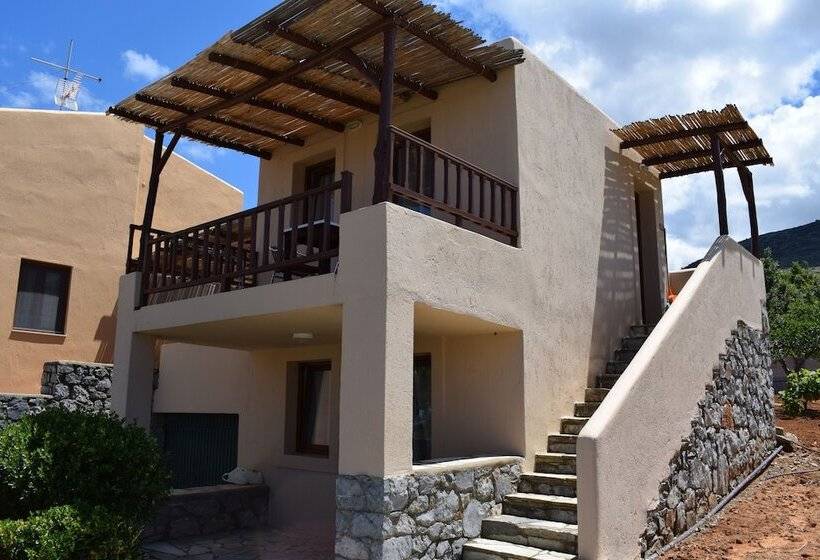 בית מלון כפרי Magia Village Resort