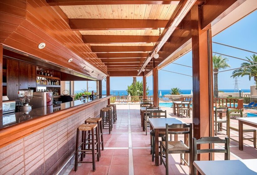 בית מלון כפרי Magia Village Resort