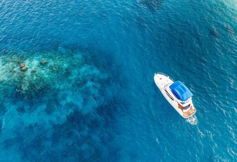 هتل Radisson Blu Resort Maldives With 50 Percent Off On Sea Plane Round Trip 03 Nights & Above