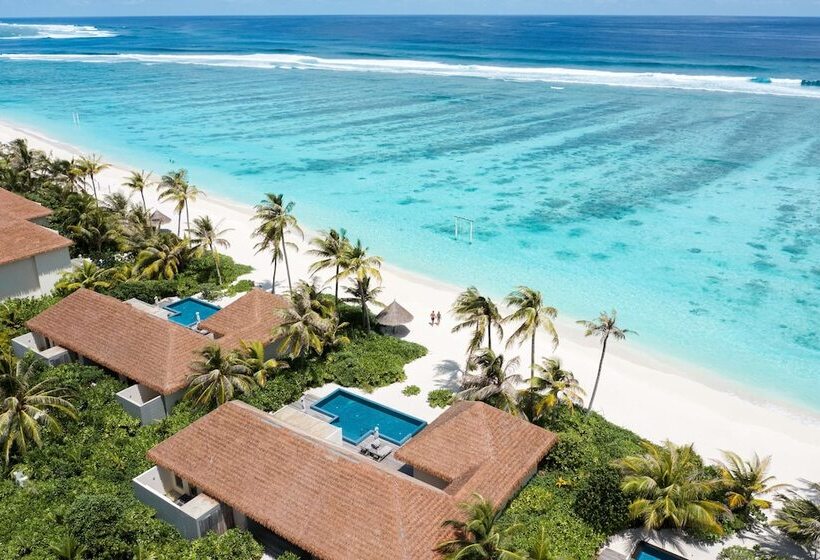 هتل Radisson Blu Resort Maldives With 50 Percent Off On Sea Plane Round Trip 03 Nights & Above