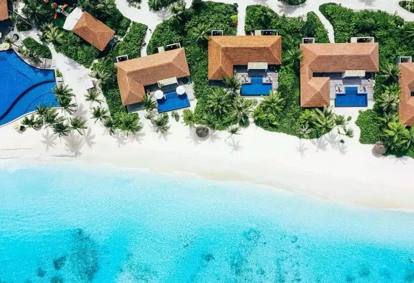 هتل Radisson Blu Resort Maldives With 50 Percent Off On Sea Plane Round Trip 03 Nights & Above