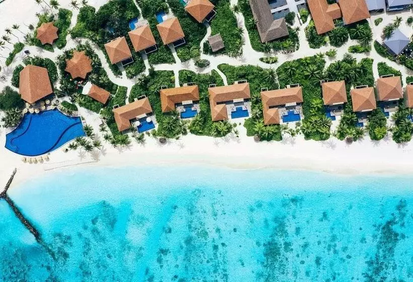 هتل Radisson Blu Resort Maldives With 50 Percent Off On Sea Plane Round Trip 03 Nights & Above