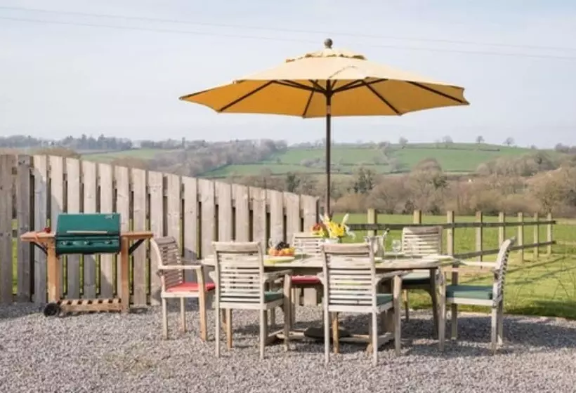 Aamiaismajoitus (B&B) Canaston Oaks