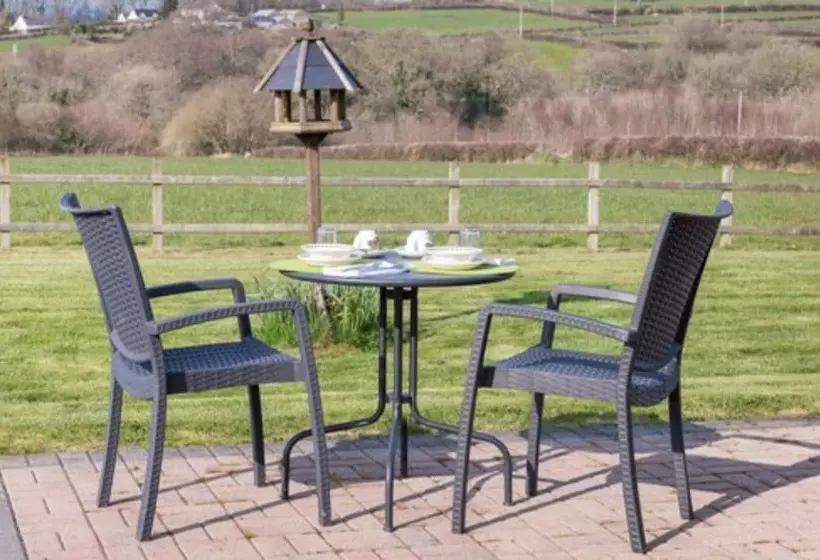 Aamiaismajoitus (B&B) Canaston Oaks