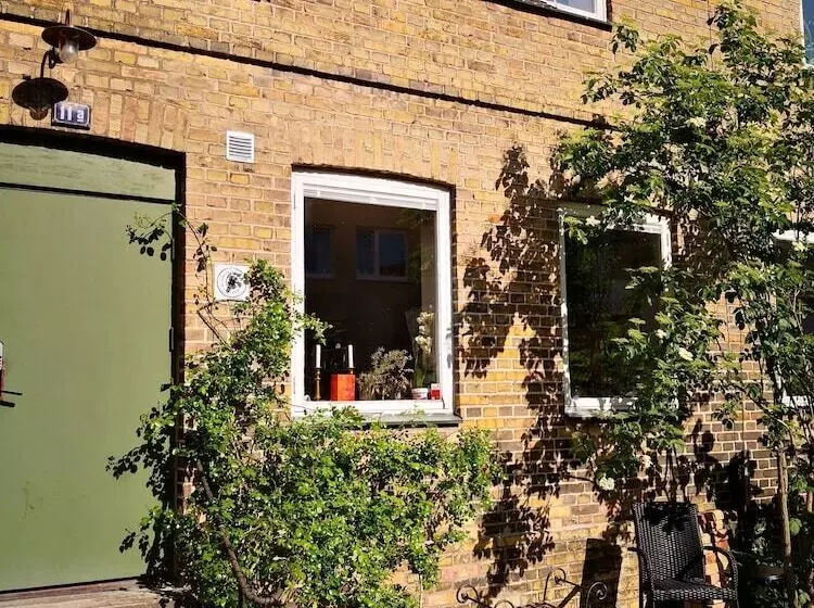 ベッドアンドブレックファースト Explorers Club