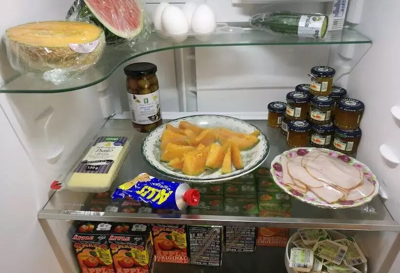 ベッドアンドブレックファースト Explorers Club