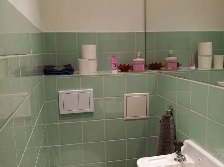 ベッドアンドブレックファースト Explorers Club