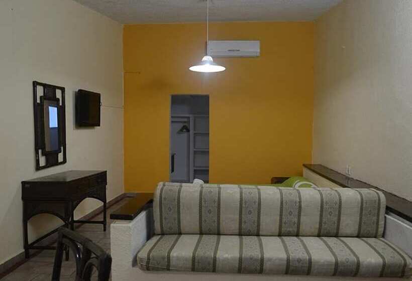 Отель Chachalacas