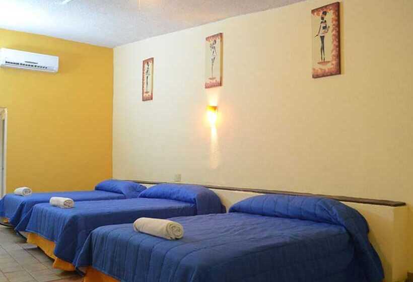 Отель Chachalacas