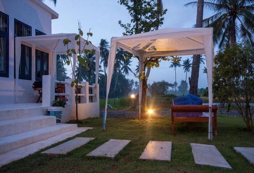 Hotel Laemsing Whitehouse Resort