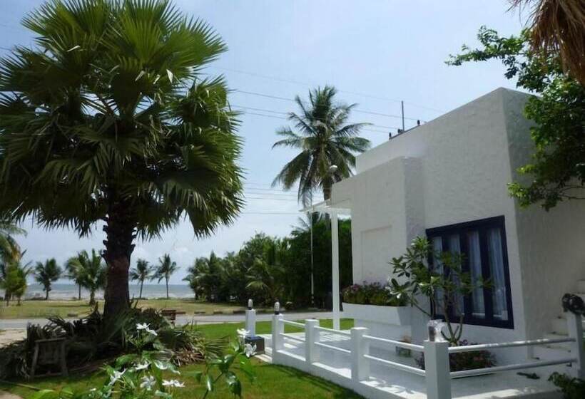 Hotel Laemsing Whitehouse Resort